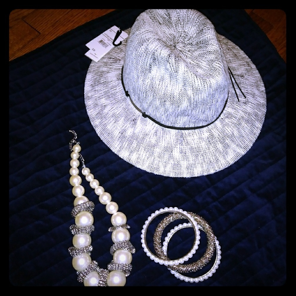 Studio Thirtysix Hat